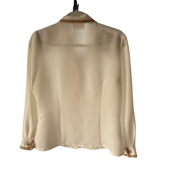 Vintage 90’s Susan Bristol Cream Top with Subtle Suede Gold Accents - Picture 2 of 6